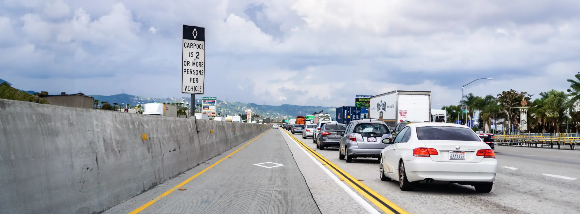 Highway with carpool sign